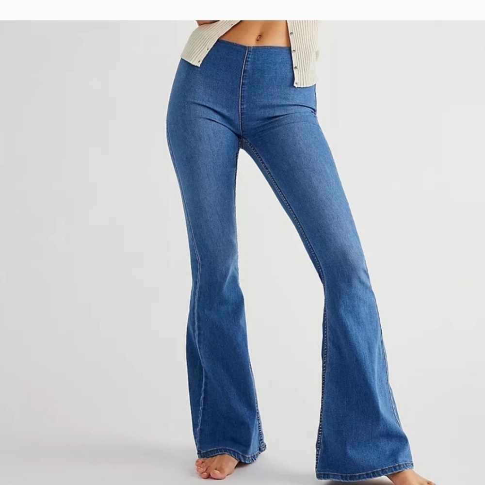 Free people flare leg jeans size 27
